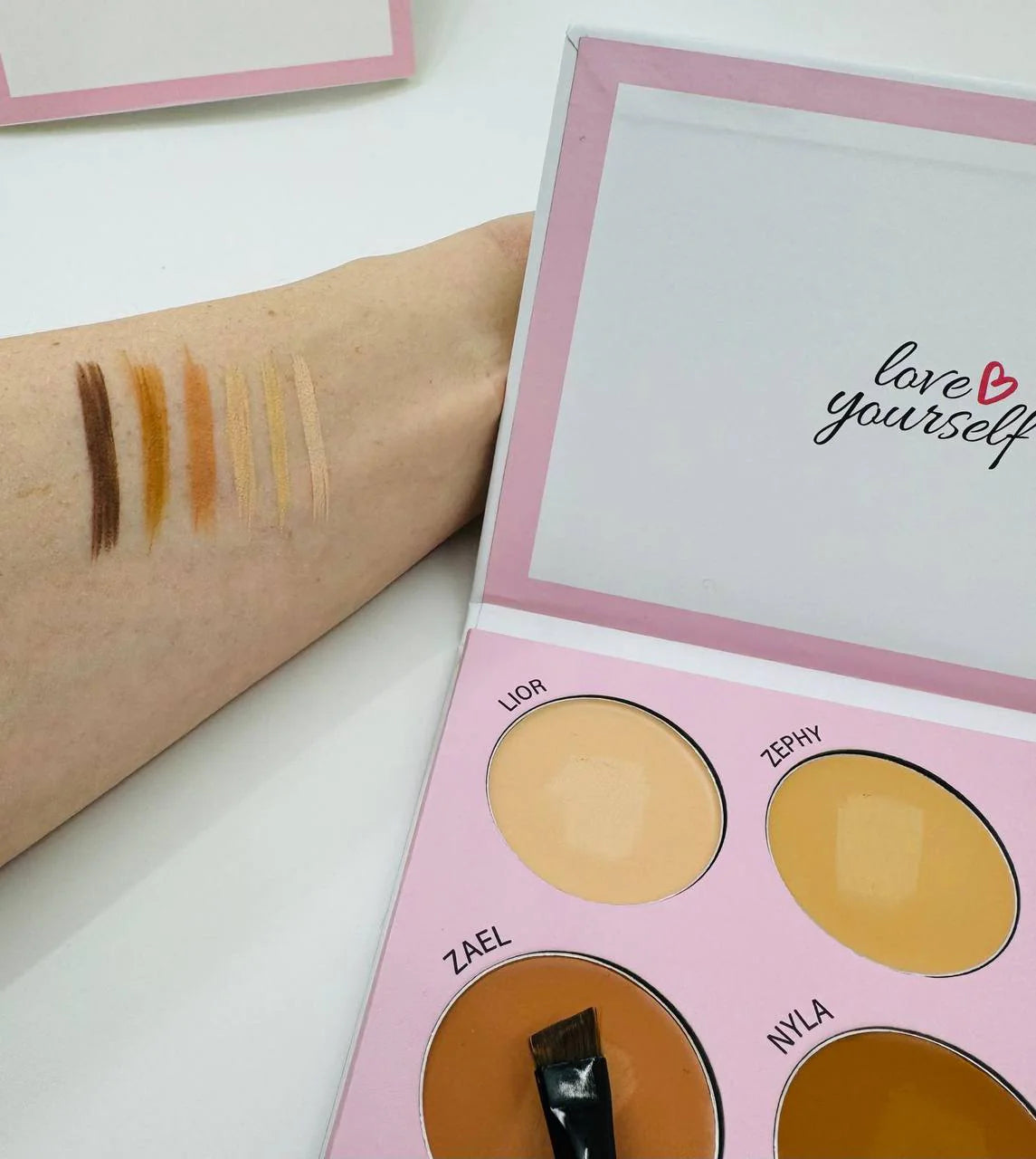 NOEMI - Concealer palette