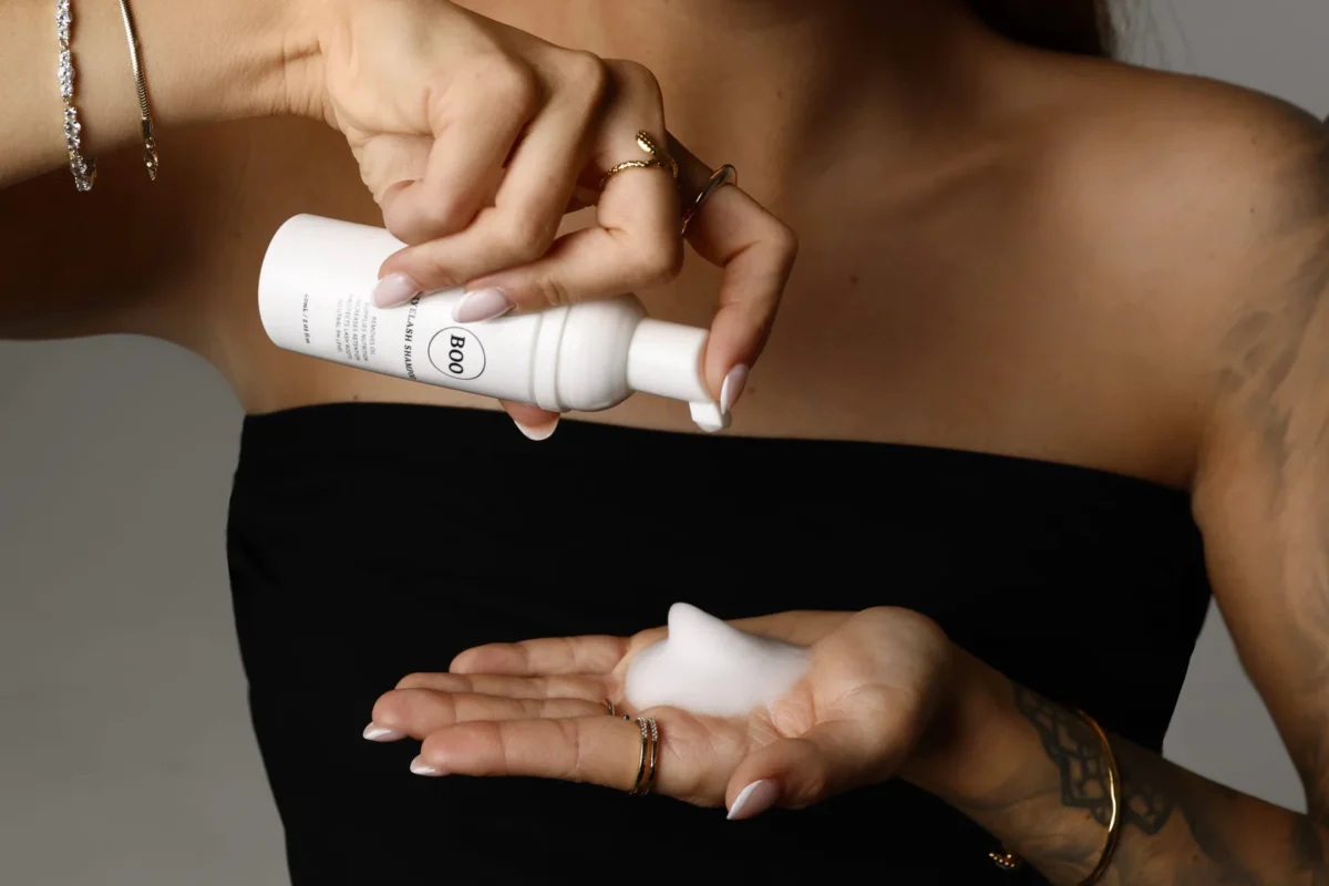 Lash Shampoo - Image 4